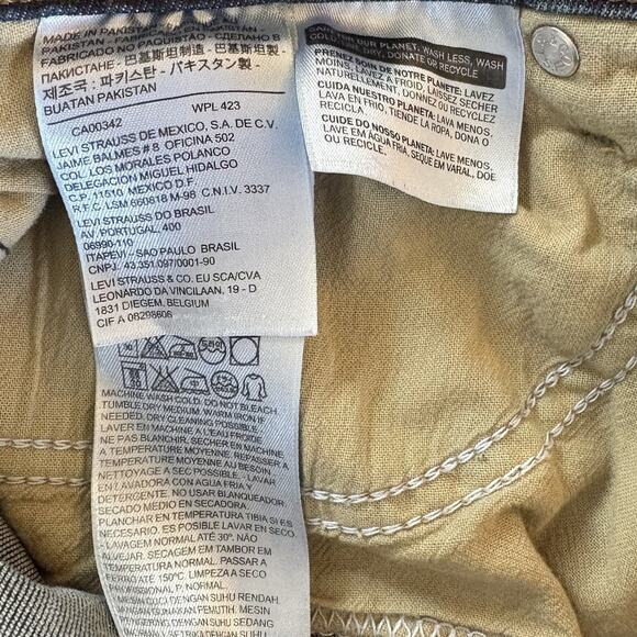 Levi's 512 Women’s Dark Wash 12M Perfectly Slimming Straight Leg Jean (32x30.5) - Picture 10 of 15